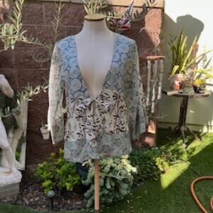 Silk Kimono tie front top by Central Park West size small